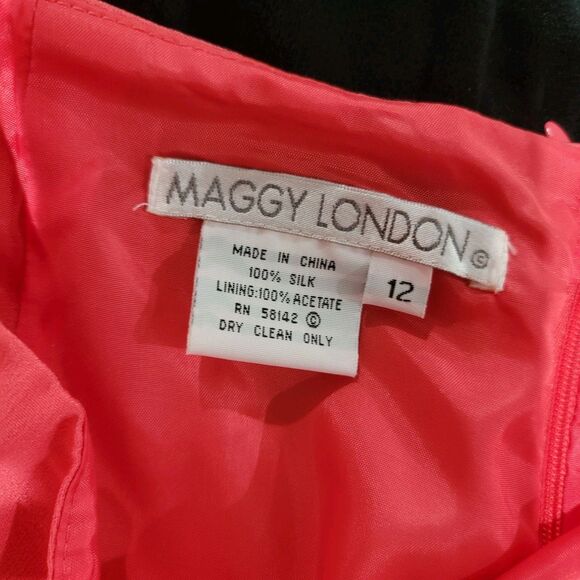 Maggy London Womens Pencil Skirt Size 12 Silk Quiet Luxury Office Business - Picture 4 of 6